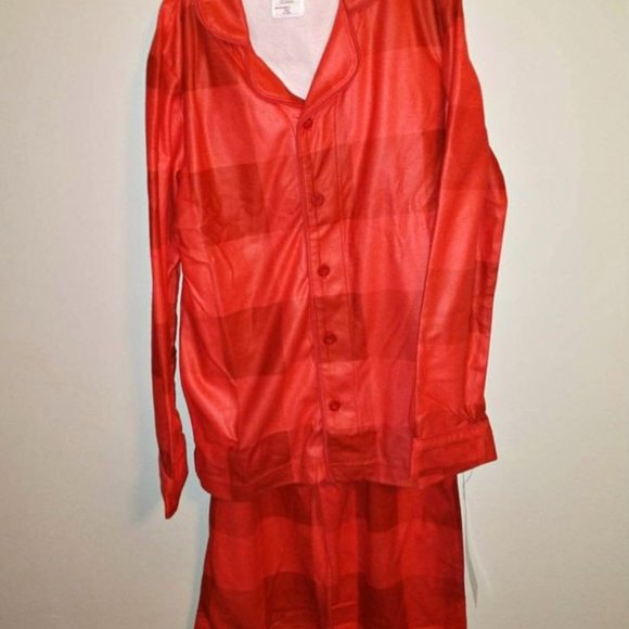 boy/girl pajama set, size 8, red checkered, brand - target K-367 - Picture 1 of 3